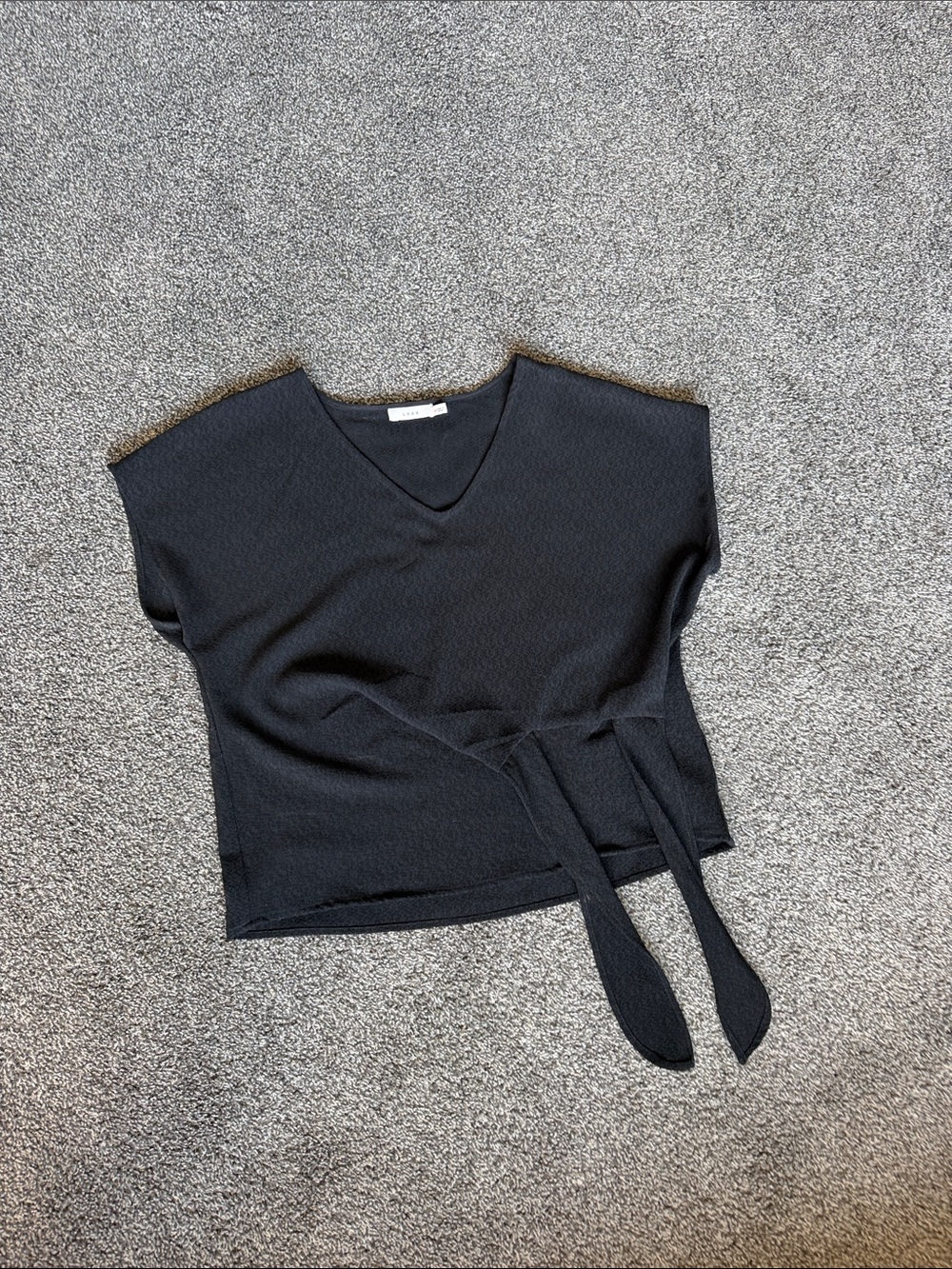 Lush Black V-Neck Tie-Waist Tunic